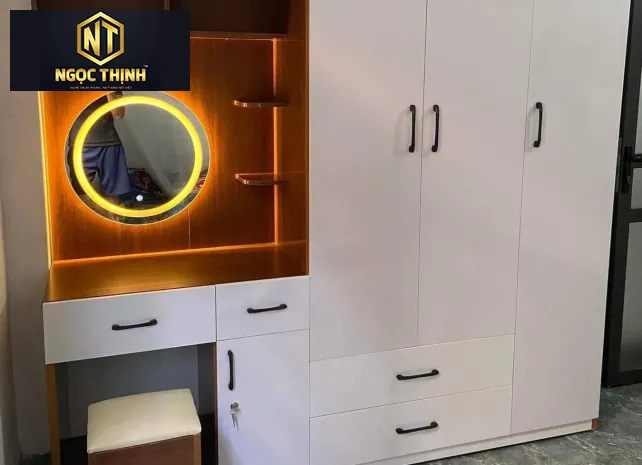 TỦ QUẦN ÁO GIÁ RẺ KÈM BÀN TRANG ĐIỂM TIỆN LỢI